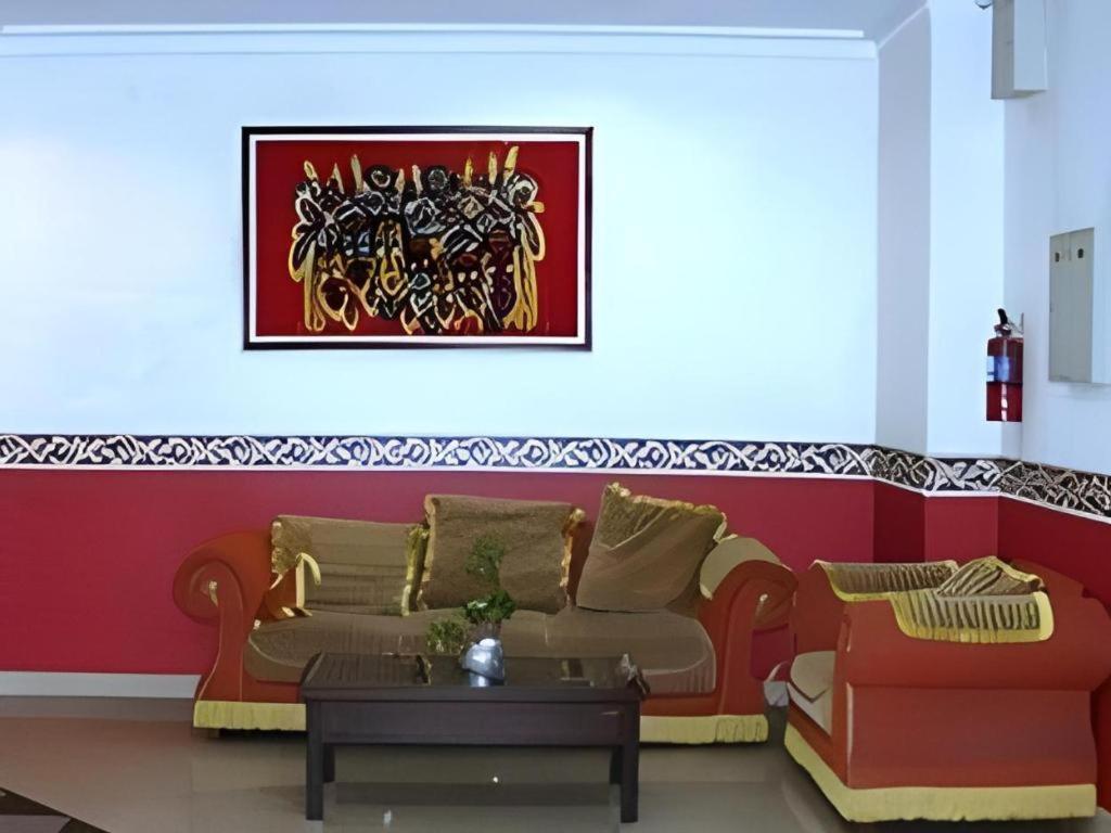 New Siliwangi And Restaurant Hotel Semarang